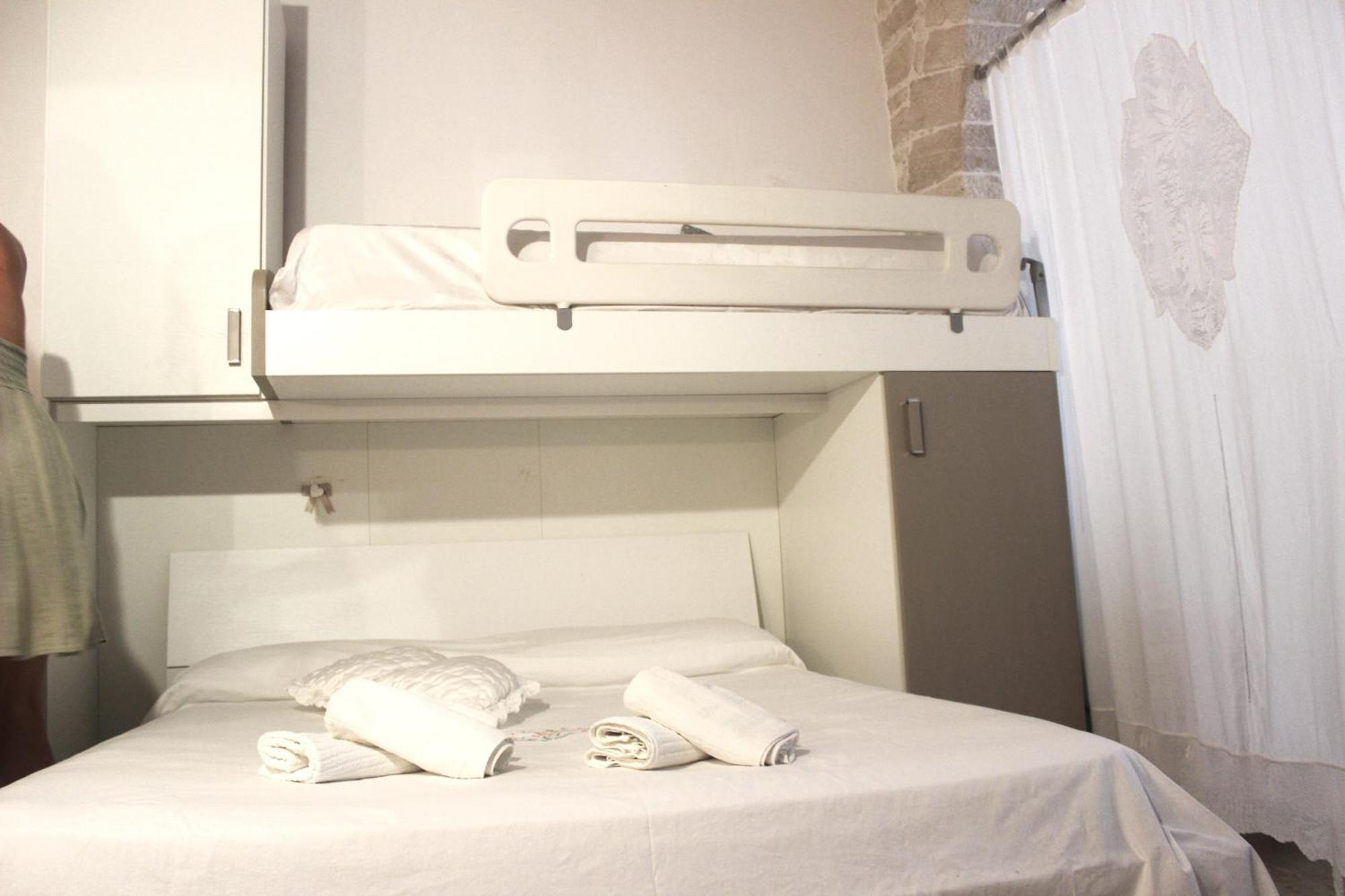 Rubini'S House Hotel Giovinazzo Eksteriør billede